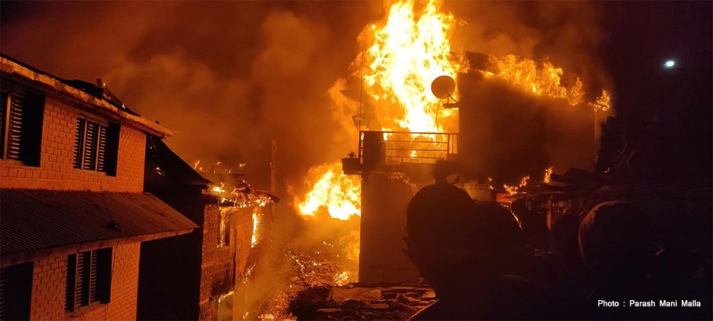 मुगुका आगलागी पीडितलाई प्रदेश सरकारले राहत दिने