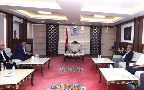 गठबन्धन बनाउनै सकस, जोगाउनै मुश्किल